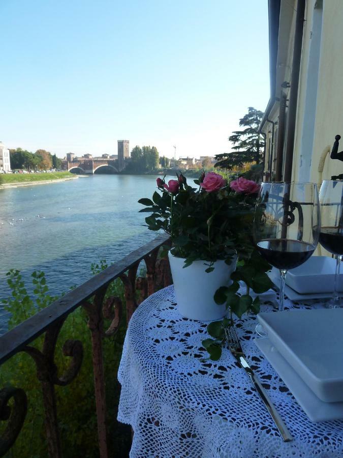 Апартаменты Casa Archi - Balcone Sul Fiume Верона Экстерьер фото